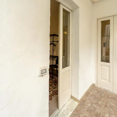 Domus Mea * Monopoli