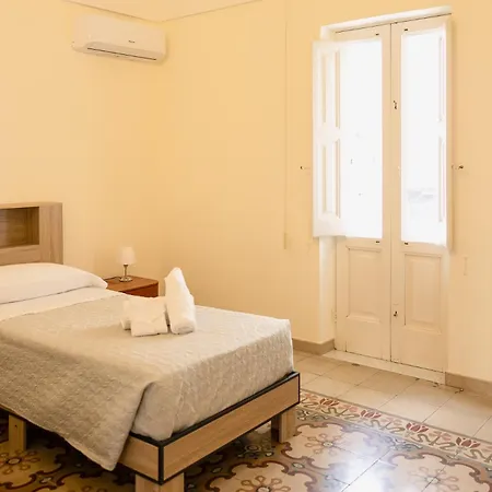 Domus Mea Apartment *