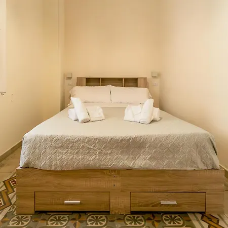 Domus Mea Apartment